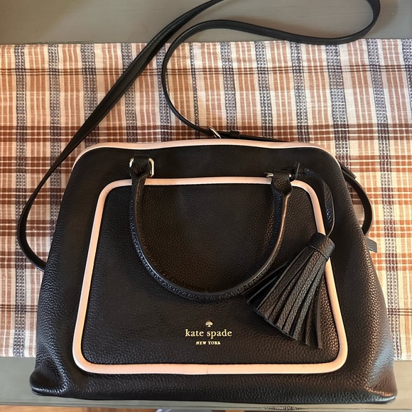 Kate spade purse - Picture 1 of 3